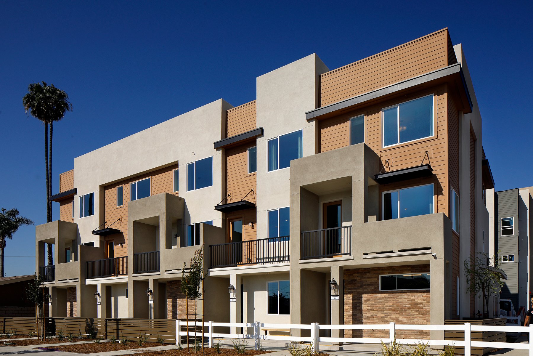 0012 4003 Valley Oak Lane
