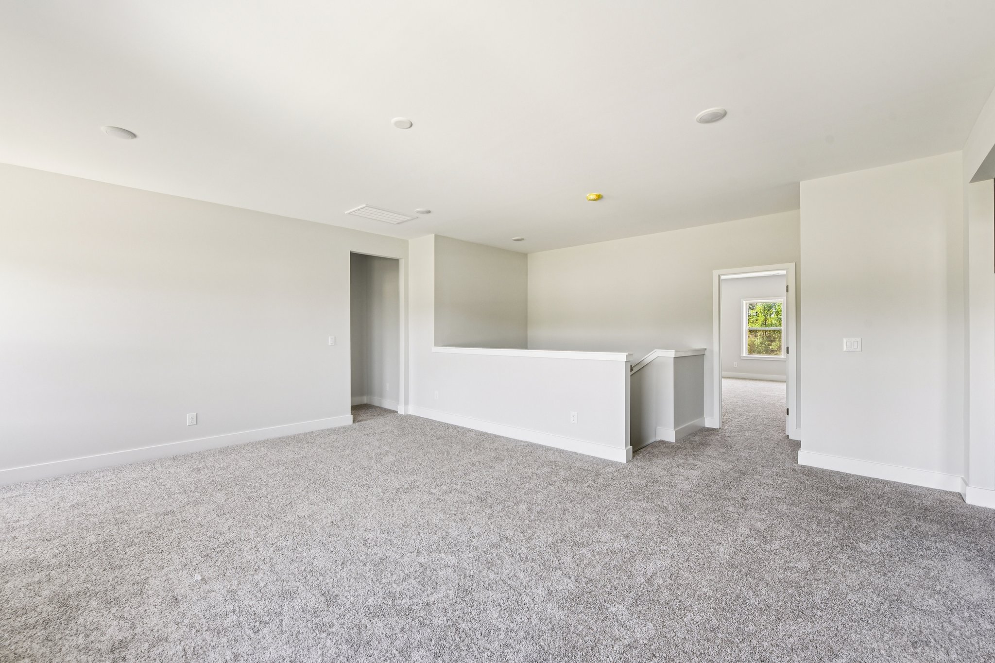 A large empty room.
